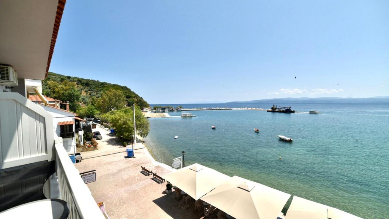 Archontiko Seaside Hotel Platanias  Exteriör bild